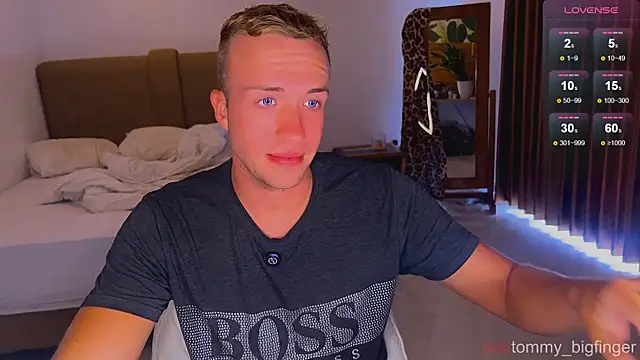 tommy cumfinger online show from November 28, 1:42 am