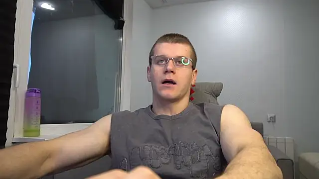 Snapshot of Bruno_Banani chatting on October 2, 3:38 pm Bruno Banani online show from October 2, 3:38 pm