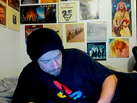 cloudyystar666 online show from December 17, 2:46 pm