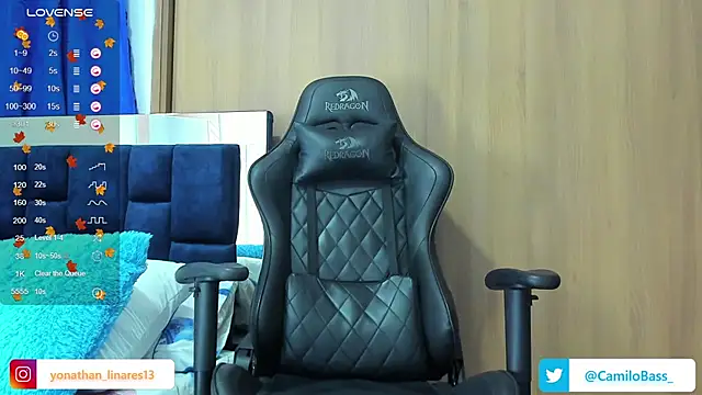 Snapshot of _CamiloBass chatting on February 15, 4:03 am CamiloBass online show from February 15, 4:03 am