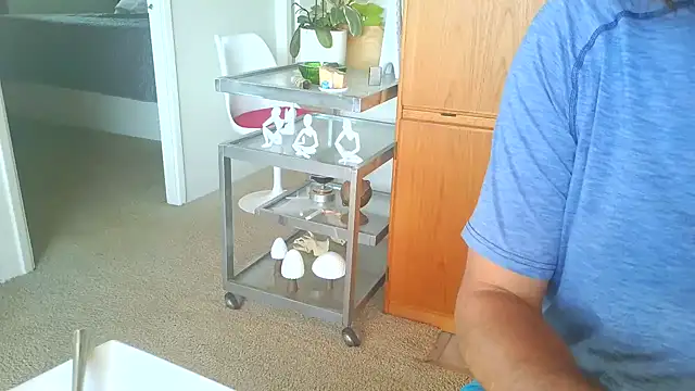 costanza7070 online show from April 19, 9:06 pm