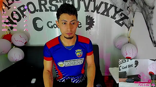 Snapshot of Piggy_Eddy chatting on October 25, 3:41 am Piggy Eddy online show from October 25, 3:41 am