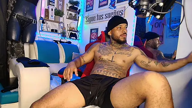 Leenar Key online show from March 31, 11:17 pm