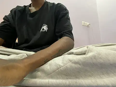 nycg0999 online show from November 5, 6:54 pm