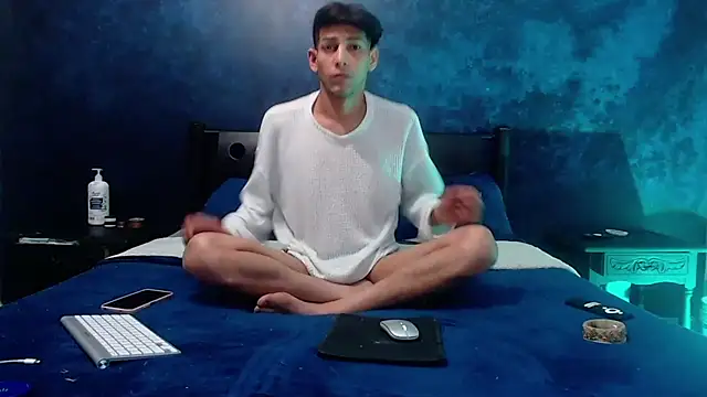 Dirtymatthew online show from January 8, 9:53 pm