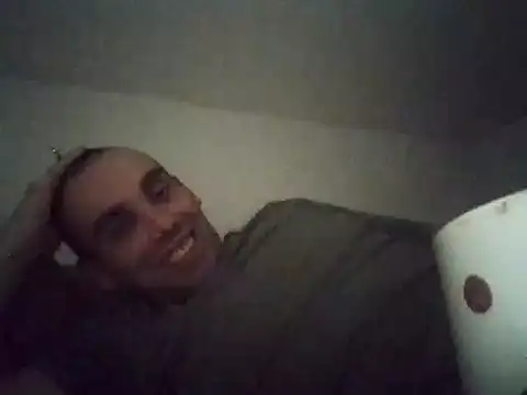 Snapshot of DrbigdickUK chatting on October 15, 8:05 pm DrbigdickUK online show from October 15, 8:05 pm