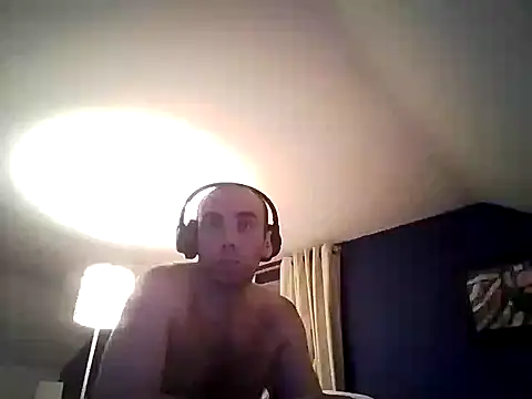 Snapshot of DrbigdickUK chatting on February 2, 11:11 pm DrbigdickUK online show from February 2, 11:11 pm