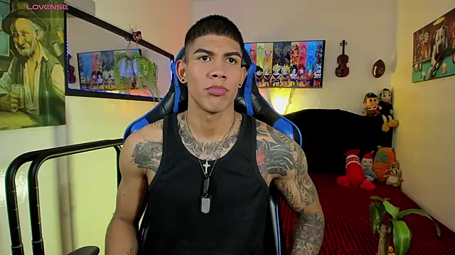 Damian latinxxx online show from May 2, 3:09 am