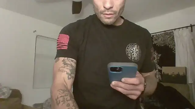 JohnnyDeep187 online show from February 15, 5:13 am