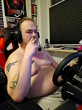 Snapshot of PupW0lfy chatting on February 2, 5:59 pm PupW0lfy online show from February 2, 5:59 pm