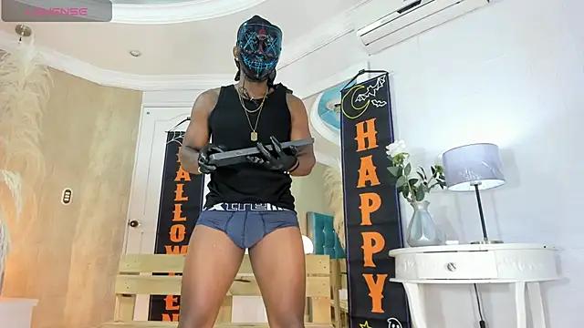 Snapshot of RicoBrown777_ chatting on October 7, 4:38 am RicoBrown777 online show from October 7, 4:38 am