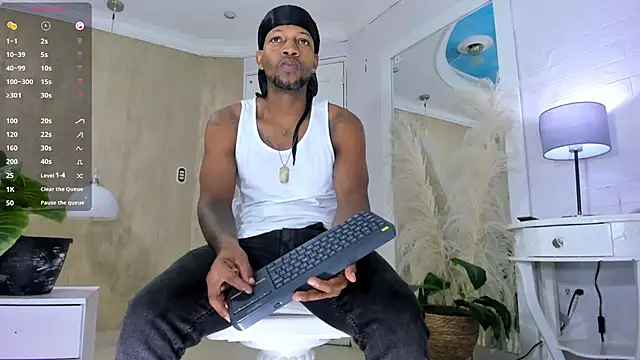 RicoBrown777  online show from May 12, 3:48 am