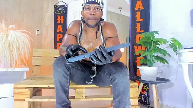 RicoBrown777  online show from October 31, 5:09 am