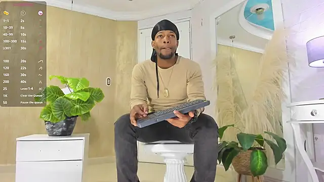 RicoBrown777  online show from May 5, 3:52 am