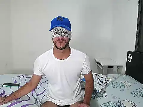 dirty boy horny online show from December 3, 10:43 am