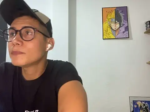 Snapshot of Abercend chatting on October 18, 3:33 am Abercend online show from October 18, 3:33 am