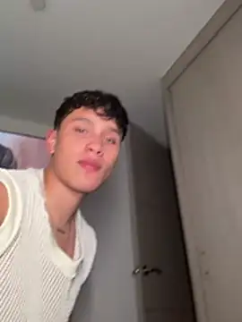 pipeynick online show from March 18, 4:15 am