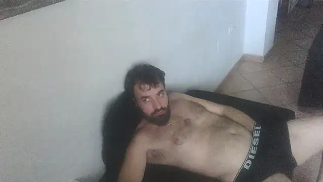 FJcouple online show from January 8, 1:09 pm