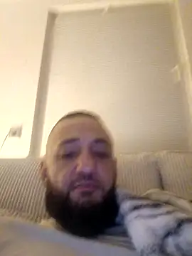 Reeeks69 online show from September 29, 4:33 am