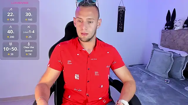 Snapshot of Damon_Bakert chatting on September 30, 6:44 pm Damon Bakert online show from September 30, 6:44 pm