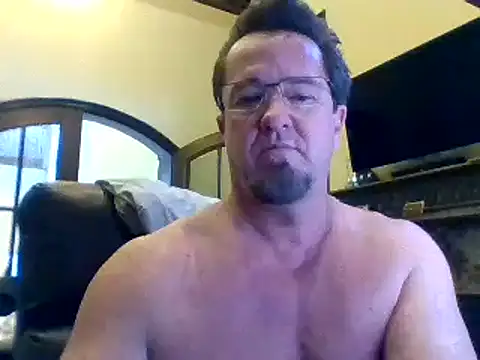 Snapshot of sluttydylan chatting on January 9, 7:08 pm sluttydylan online show from January 9, 7:08 pm