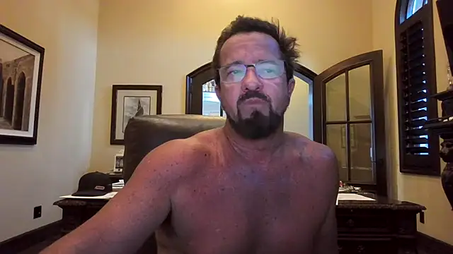 Snapshot of sluttydylan chatting on September 8, 2:38 pm sluttydylan online show from September 8, 2:38 pm