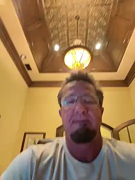 sluttydylan online show from March 5, 3:47 am