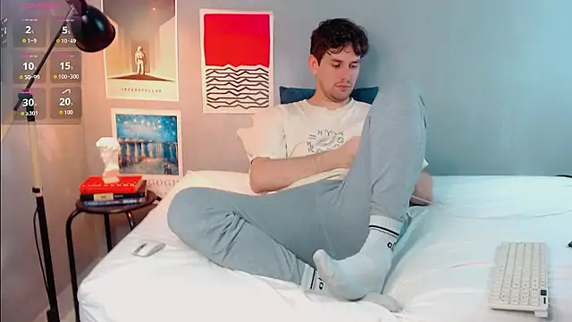 Elio555 online show from January 8, 9:31 pm