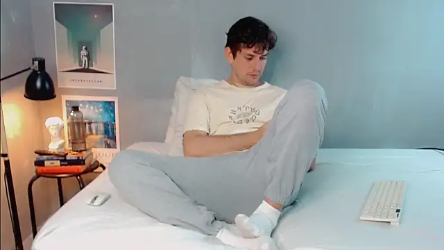 Elio555 online show from February 4, 9:43 pm