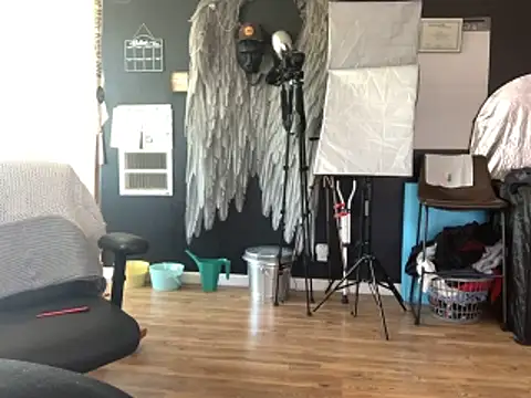 bigshh8 online show from April 24, 9:39 pm