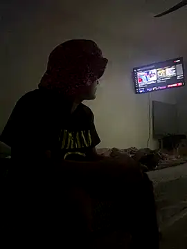 Papimulato online show from October 6, 5:45 am