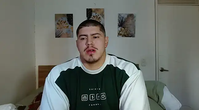 Snapshot of Baltazar_Dupont chatting on December 19, 12:23 pm Baltazar Dupont online show from December 19, 12:23 pm