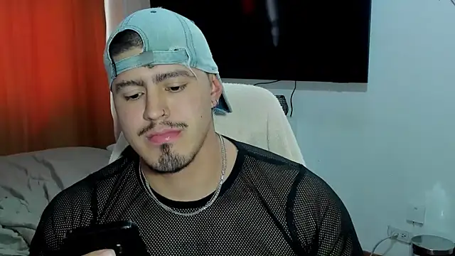 Baltazar Dupont online show from April 1, 1:41 pm