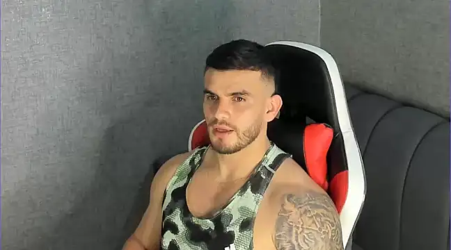 Snapshot of Ricardogo19 chatting on January 9, 11:56 pm Ricardogo19 online show from January 9, 11:56 pm