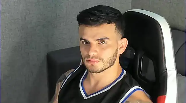 Snapshot of Ricardogo19 chatting on February 26, 7:14 pm Ricardogo19 online show from February 26, 7:14 pm