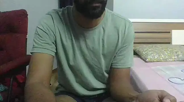 Snapshot of IndianEurope chatting on January 28, 1:59 pm IndianEurope online show from January 28, 1:59 pm