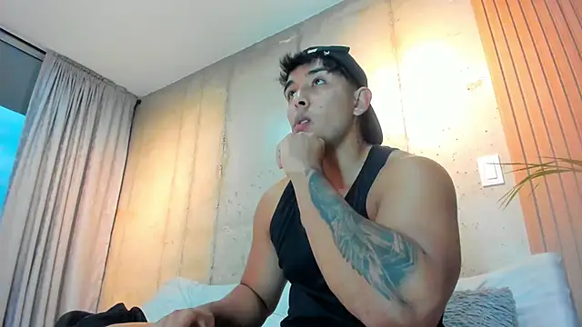 Snapshot of Alan_greek_1 chatting on December 8, 10:57 pm Alan greek 1 online show from December 8, 10:57 pm