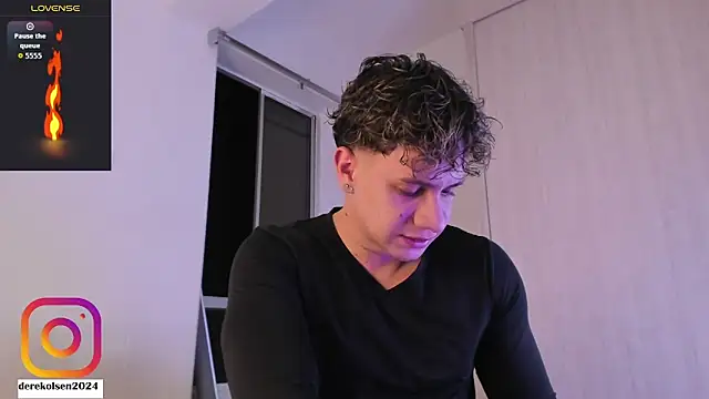 DerekOlsen online show from October 19, 2:27 am