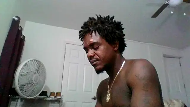 Hugedick0071 online show from October 22, 8:18 am