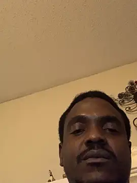 Hugedick0071 online show from January 1, 12:32 am
