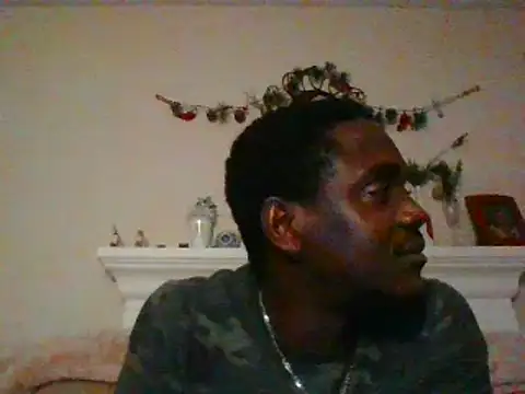 Hugedick0071 online show from December 13, 11:17 pm
