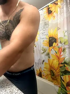 cuban69x online show from December 3, 9:21 pm