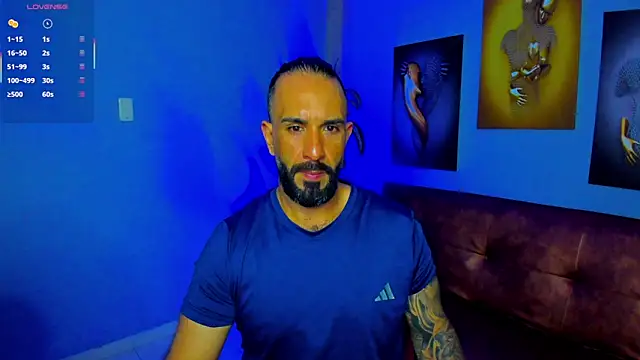 Snapshot of mr_maik chatting on October 7, 5:11 am mr maik online show from October 7, 5:11 am
