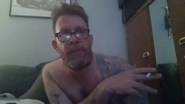 Snapshot of Tattooednakedguy chatting on January 19, 5:37 am Tattooednakedguy online show from January 19, 5:37 am