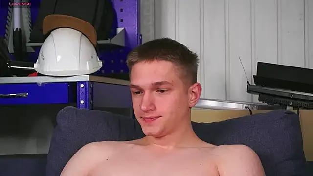 dustyn fox online show from December 4, 5:53 pm