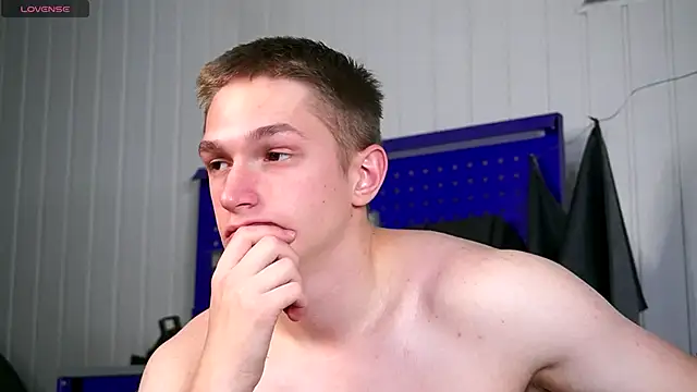 dustyn fox online show from November 12, 3:07 pm