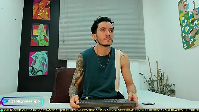 Tylergiuseppe  online show from February 27, 9:25 pm