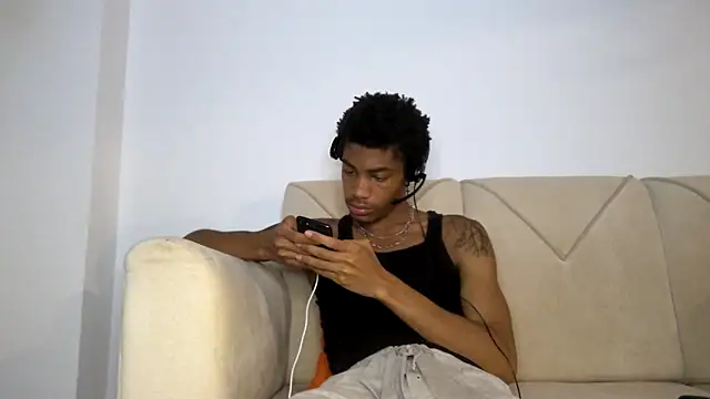 Skinnyblackman online show from November 15, 3:52 am