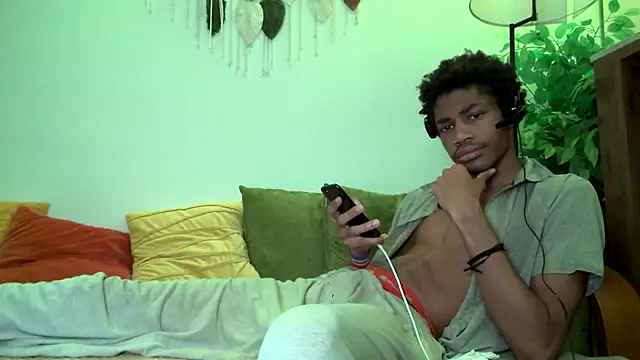 Skinnyblackman online show from March 5, 6:09 am