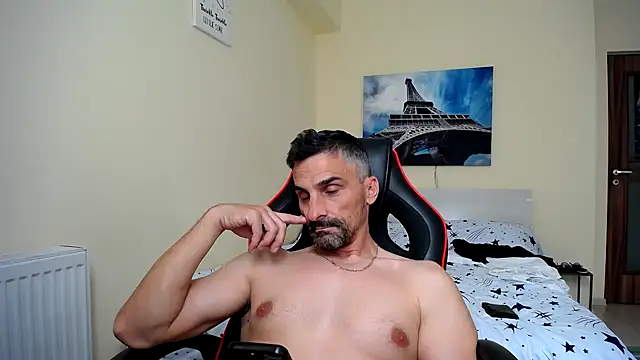 amydamarw online show from May 15, 2:36 pm